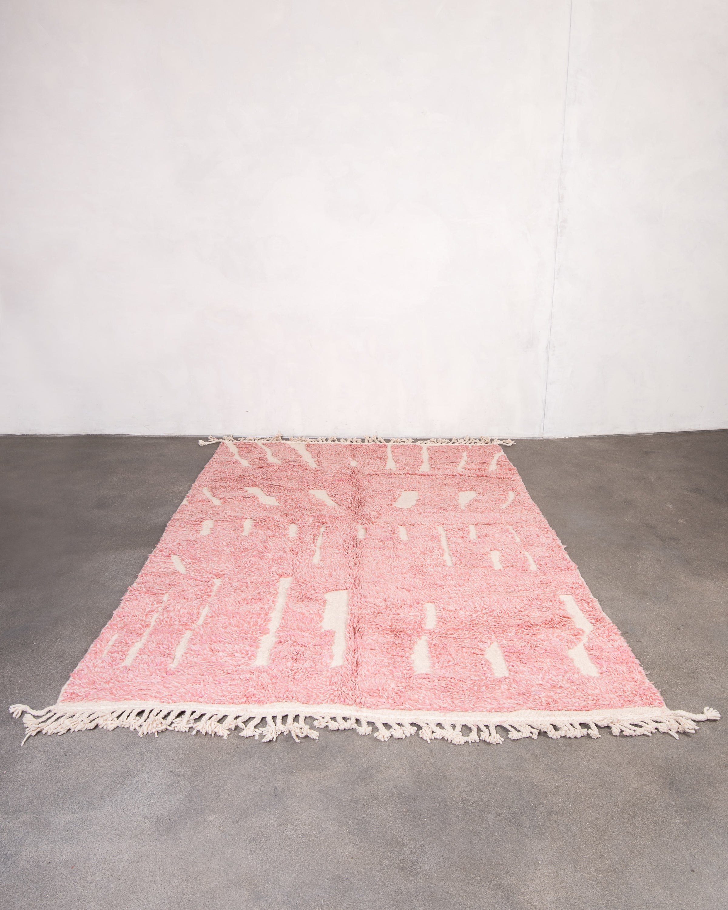Modern designer handcrafted Berber rug from morocco Beniourain with beautiful colors and patterns
